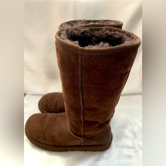 UGG Classic Tall II Boot in color Burnt Cedar - Picture 13 of 13